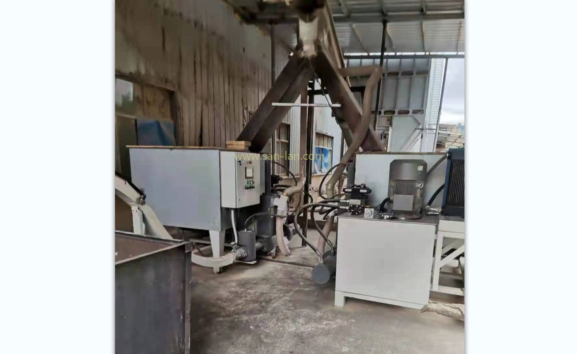 Plastic Hydraulic briquetter