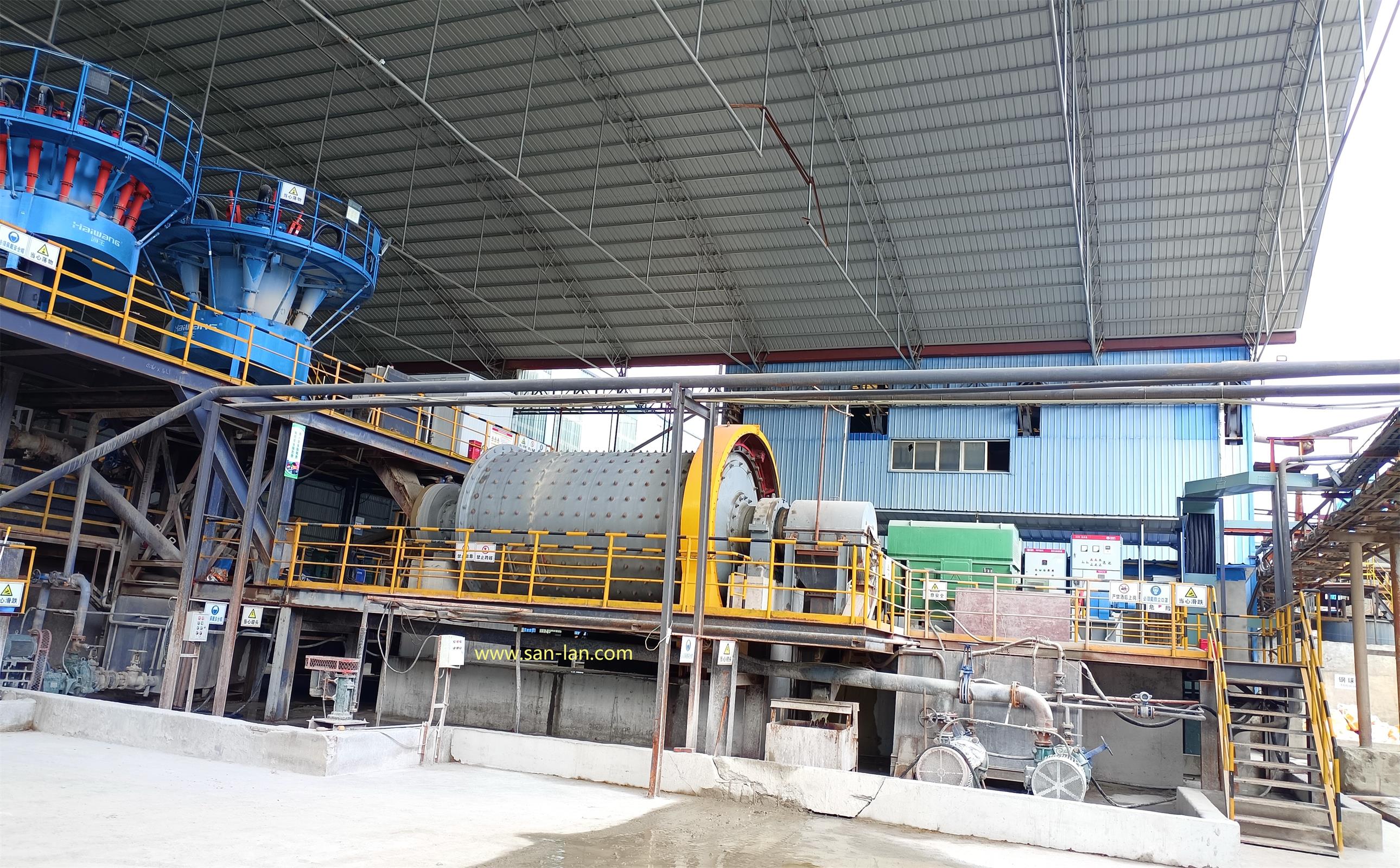 Lithium crude ore processing plant